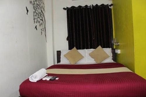 Hotel Saffron Inn مومباي المظهر الخارجي الصورة
